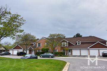 Woodland Townhomes subdivision in Des Plaines, IL