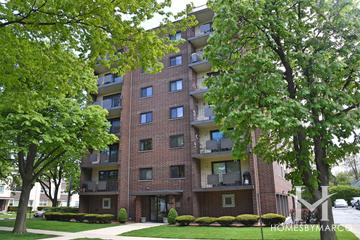 Cora Court building in Des Plaines, IL