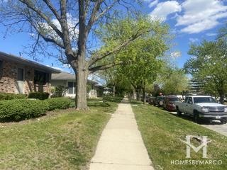 Winchester Circle subdivision in Warrenville, IL