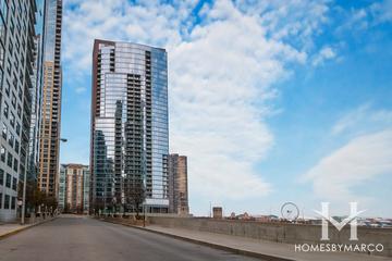 The Chandler building in the Loop neighborhood of Chicago, IL