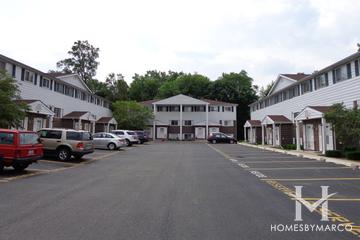 West Park Avenue Estates building in Libertyville, IL