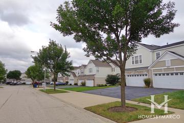 Silverstone Lake subdivision in Carpentersville, IL