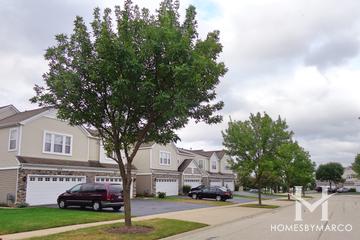 Silverstone Lake subdivision in Carpentersville, IL