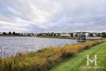 Silverstone Lake subdivision in Carpentersville, IL