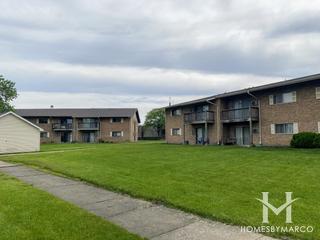 Brookdale at Darien Condominiums building in Darien, IL