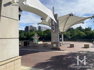 Fountain Square on the River building in Elgin, IL