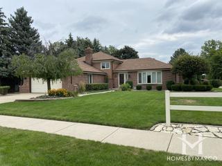Orland Terrace subdivision in Orland Park, IL