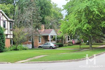 Wheaton Highlands subdivision in Wheaton, IL