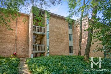 Four Lakes subdivision in Lisle, IL