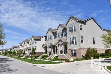Lexington Park subdivision in Des Plaines, IL