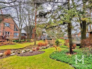 Colony Square subdivision in Lake Forest, IL
