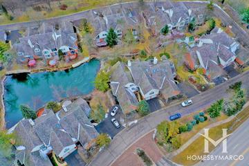 Colony Square subdivision in Lake Forest, IL