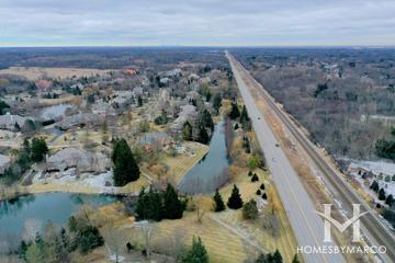 Colony Square subdivision in Lake Forest, IL