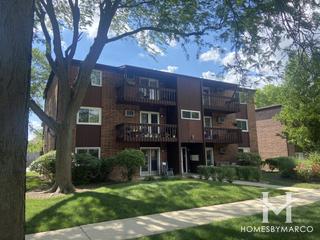 Garden Terrace subdivision in Roselle, IL