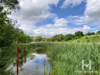 Heathergreen subdivision in Roselle, IL