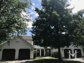 Country Oaks subdivision in Aurora, IL