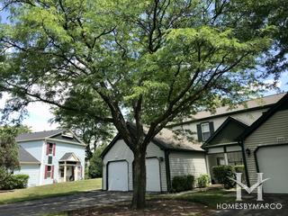 Country Oaks subdivision in Aurora, IL