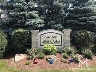 Photos of Country Oaks subdivision in Aurora, IL