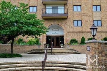 Photos of Riviera building in Glen Ellyn, IL