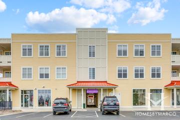 Station Square at Prairie Crossing building in Grayslake, IL