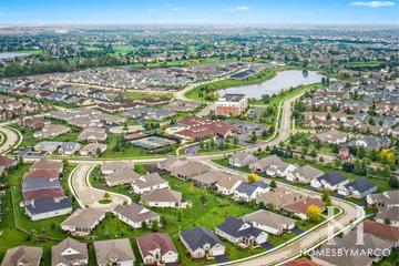 Carillon Club subdivision in Naperville, IL