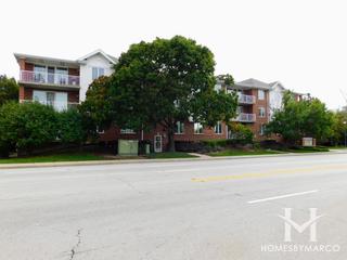 Creekside Pointe subdivision in Barrington, IL