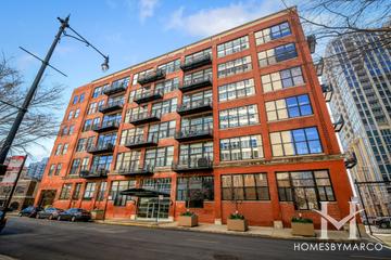 River North Commons building in the River North neighborhood of Chicago, IL