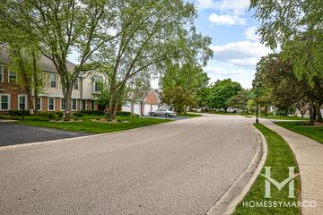 Rob Roy Country Club Village subdivision in Prospect Heights, IL