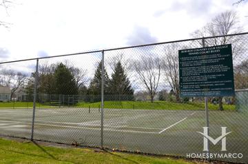 Rob Roy Country Club Village subdivision in Prospect Heights, IL