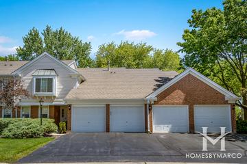 Rob Roy Country Club Village subdivision in Prospect Heights, IL