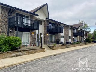 Hinsdale Point subdivision in Willowbrook, IL