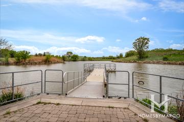 Tanglewood subdivision in Hanover Park, IL