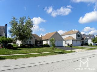 Oak Knolls subdivision in Streamwood, IL