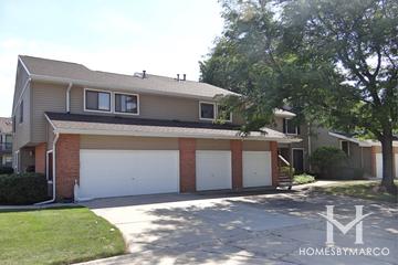 Hidden Lake subdivision in Buffalo Grove, IL