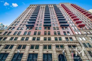 City Center Club building in the Loop neighborhood of Chicago, IL