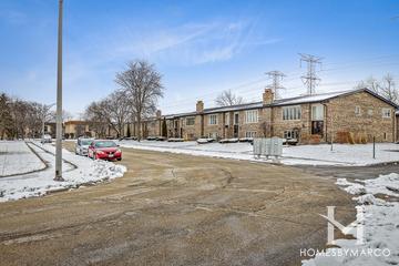 Silver Lake Villas subdivision in Orland Park, IL