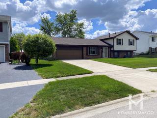 Arbors subdivision in Hanover Park, IL