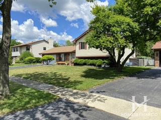 Arbors subdivision in Hanover Park, IL
