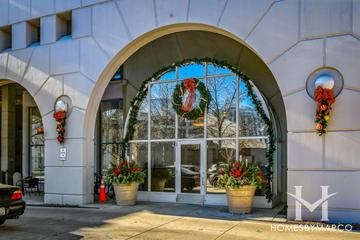 Gallery 1250 building in the Old Town neighborhood of Chicago, IL