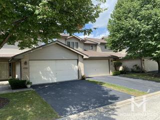 Shenandoah Townhomes subdivision in Orland Park, IL