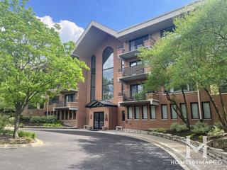 Royal Hills Club subdivision in Oak Brook, IL