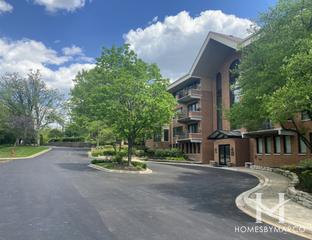 Royal Hills Club subdivision in Oak Brook, IL