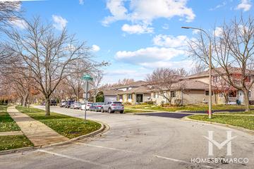 Winchester subdivision in Warrenville, IL