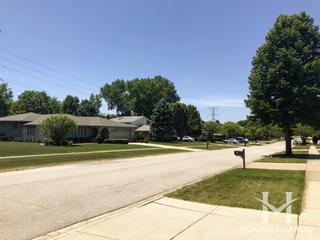 Old Oak South subdivision in Homer Glen, IL