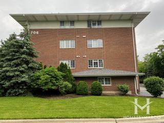 Courtyards of Westmont subdivision in Westmont, IL