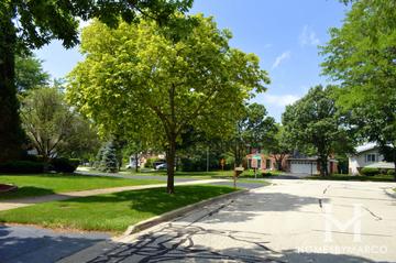 Innisbrook subdivision in Downers Grove, IL