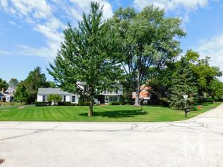 Westwood subdivision in Barrington, IL