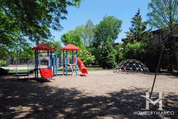 Bralen subdivision in Mount Prospect, IL