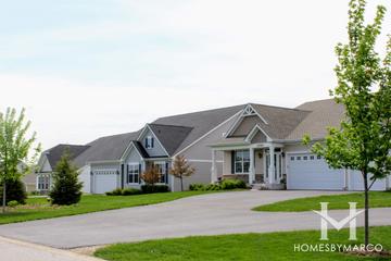 Tanglewood Oaks subdivision in Aurora, IL