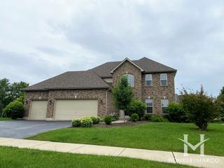 Grande Park Huntercrest subdivision in Plainfield, IL